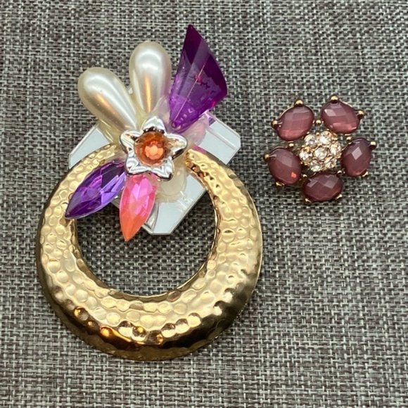 Earring Lot As Is Gold Hammered Hoop Flower Purple Pink Flower DIY Craft Upcycle - Picture 1 of 3